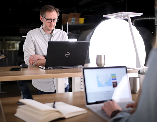 Smart Desk Lamps 2025 | Lighting That Improves Focus & Mood